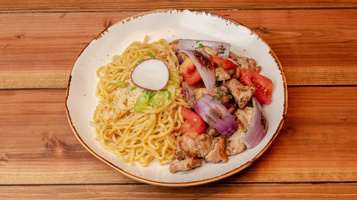 Chicken Garlic Noodles menu item