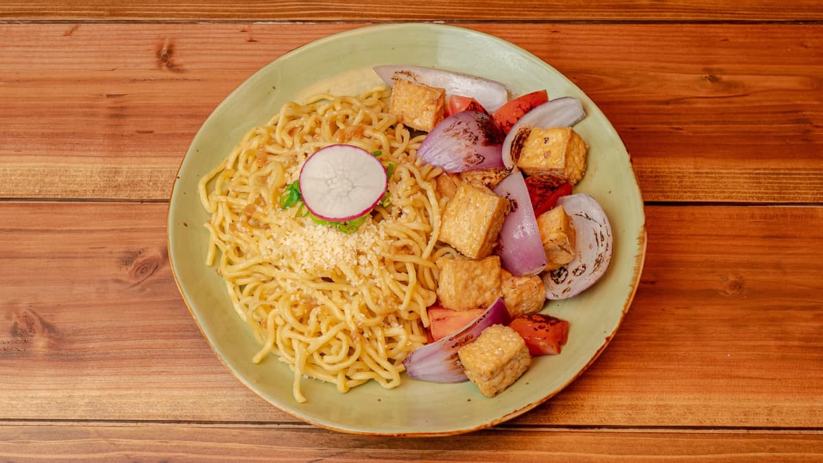 Vegetarian Tofu Garlic Noodles menu item